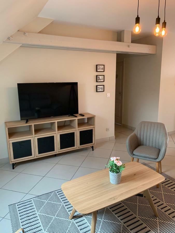 De 70 M2 Bien Situe A Sur Apartment *